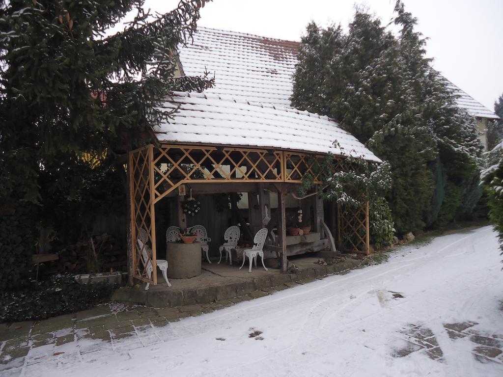 Bonifert Vendeghaz Hotel Dunabogdany Exterior photo
